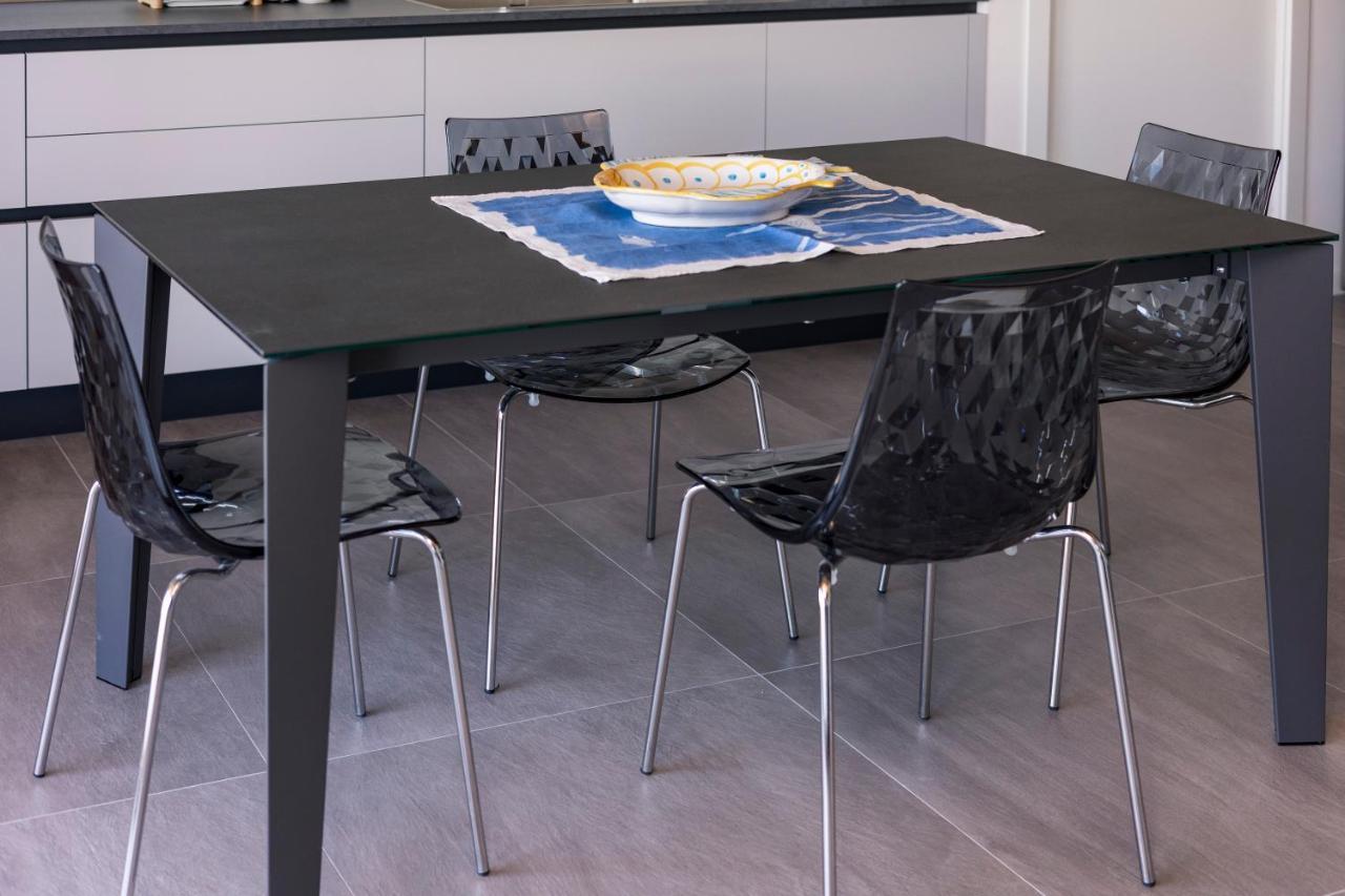 Apartment A Casa - Feels Like Polignano 2 Bedrooms & Living & 3 Bathrooms