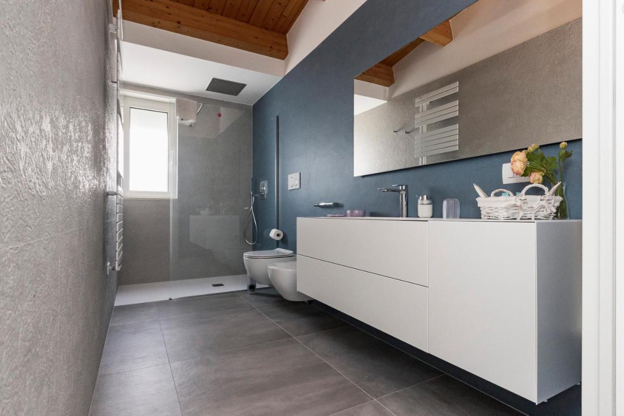 Appartement A Casa - Feels Like Polignano 2 Bedrooms & Living & 3 Bathrooms *