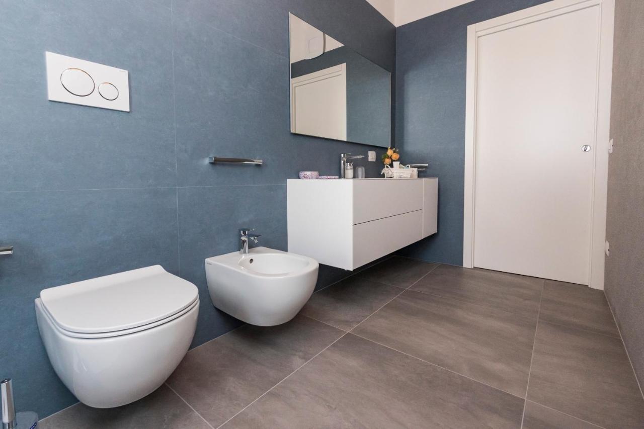 A Casa - Feels Like Polignano 2 Bedrooms & Living & 3 Bathrooms *