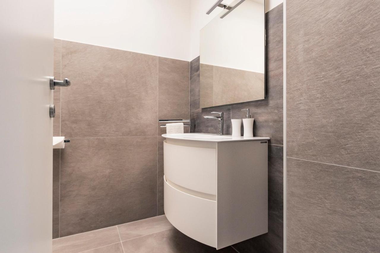 A Casa - Feels Like Polignano 2 Bedrooms & Living & 3 Bathrooms